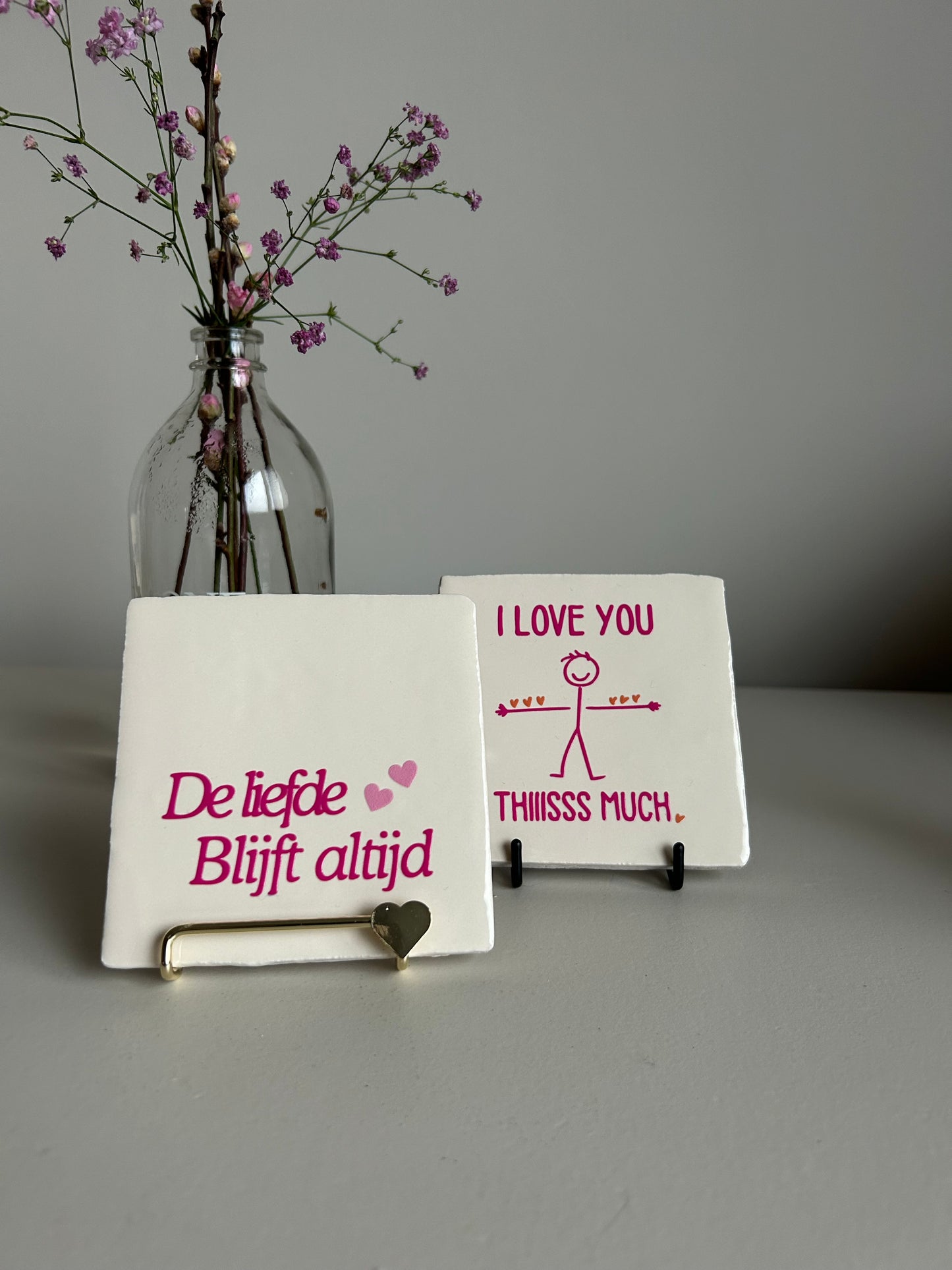 Tegel de liefde blijft altijd