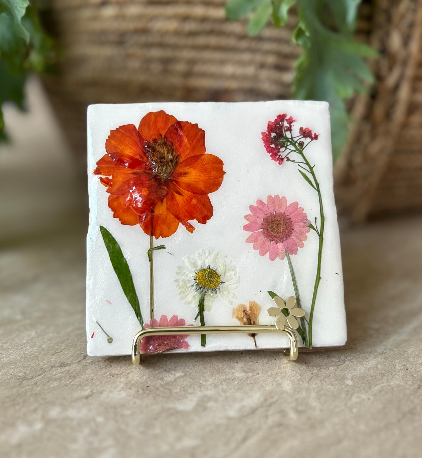 Gouden tegel standaard bloemetje