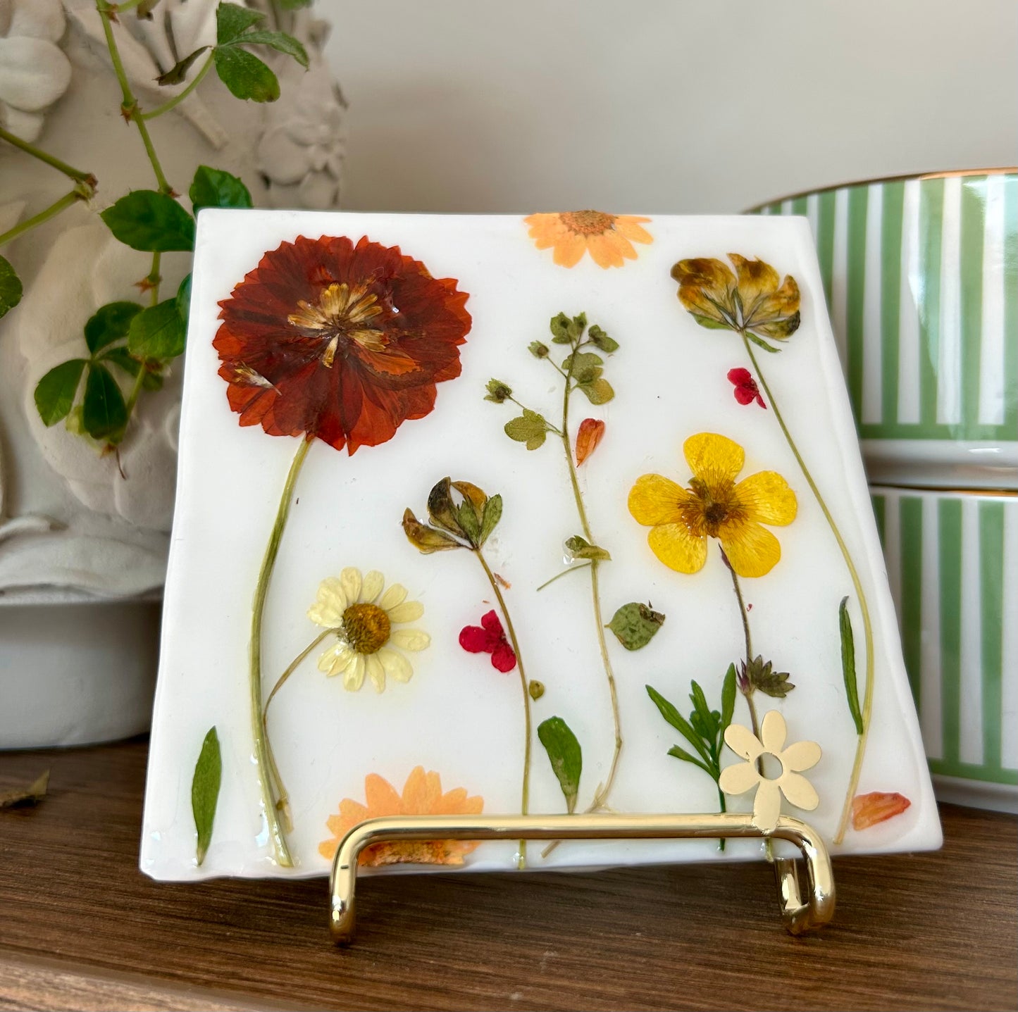 Gouden tegel standaard bloemetje