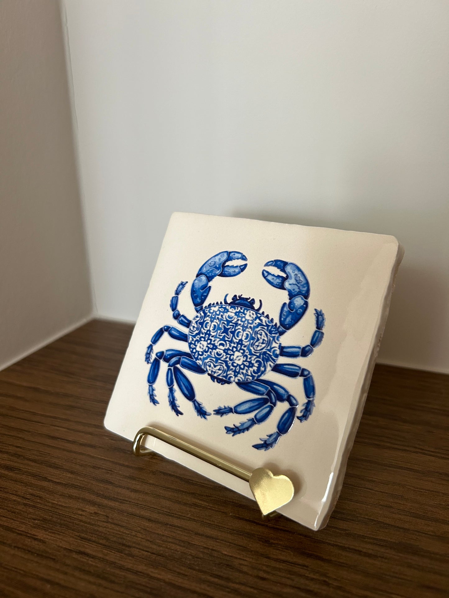 Beige tegel met Delfts blauwe krab