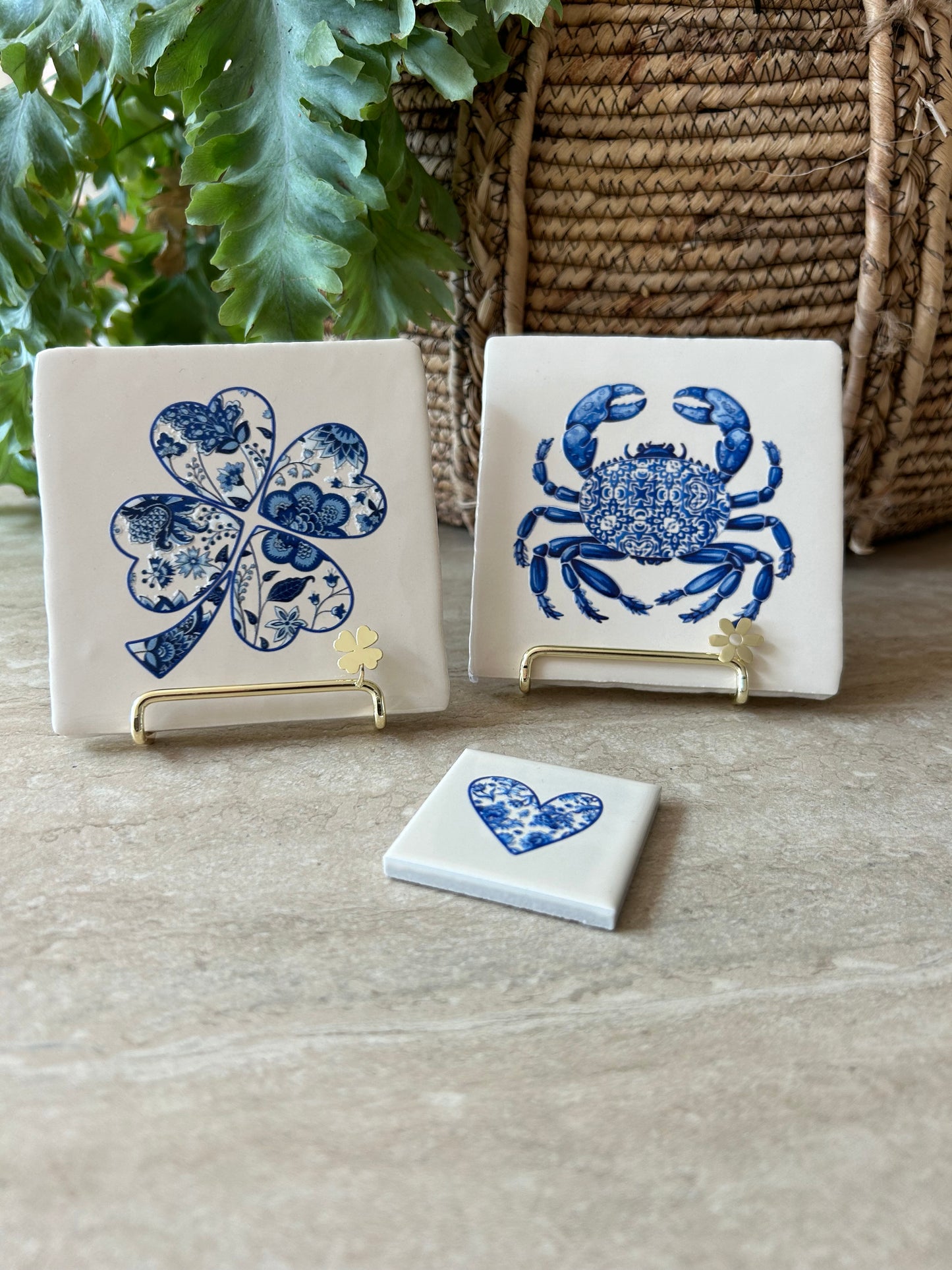 Beige tegel met Delfts blauwe krab