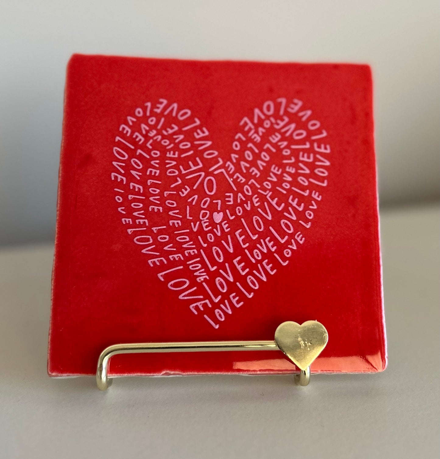 Tegeltje met love love love rood
